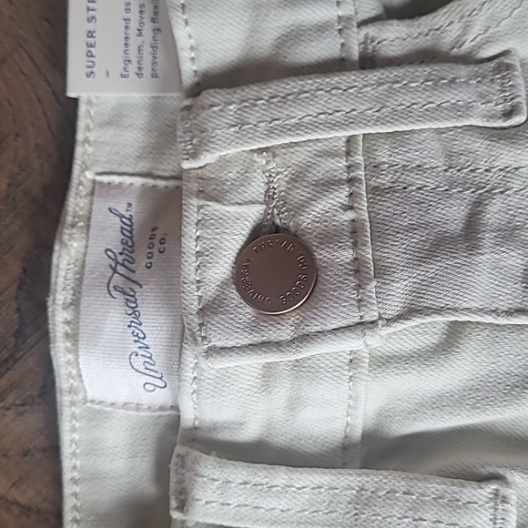 Universal Thread Skinny Jeans, Size 00, Cream, Beige, Light Tan, Soft, Stretchy - Picture 5 of 7